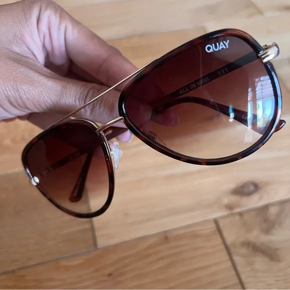 Quay Australia Tortoise and Gold Sunglasses - Picture 9 of 9